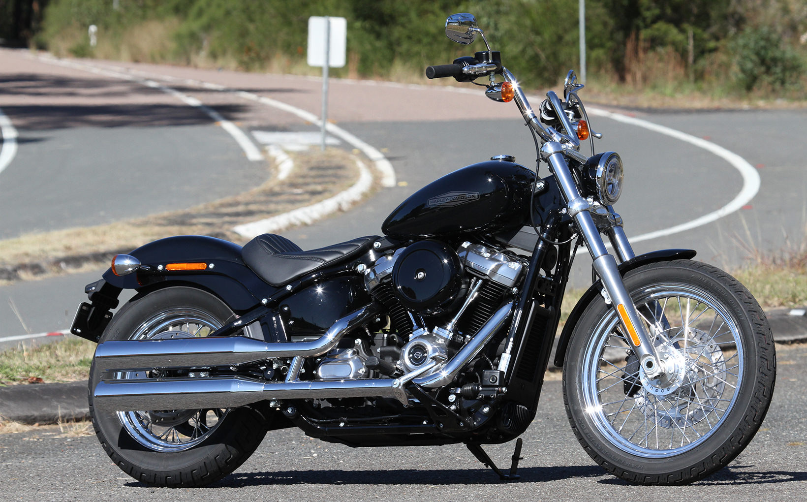 Harley-Davidson Softail Standard: High Standards