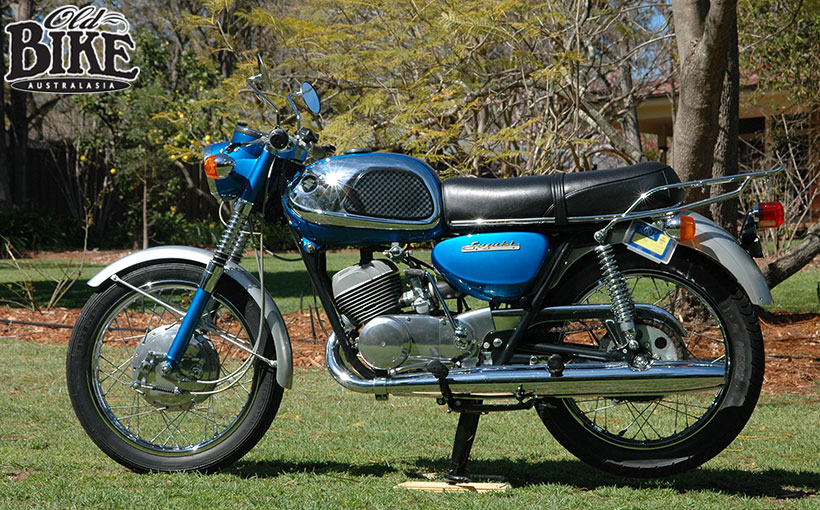 Old Bike Australasia: Six Speed Sensation - Suzuki T20