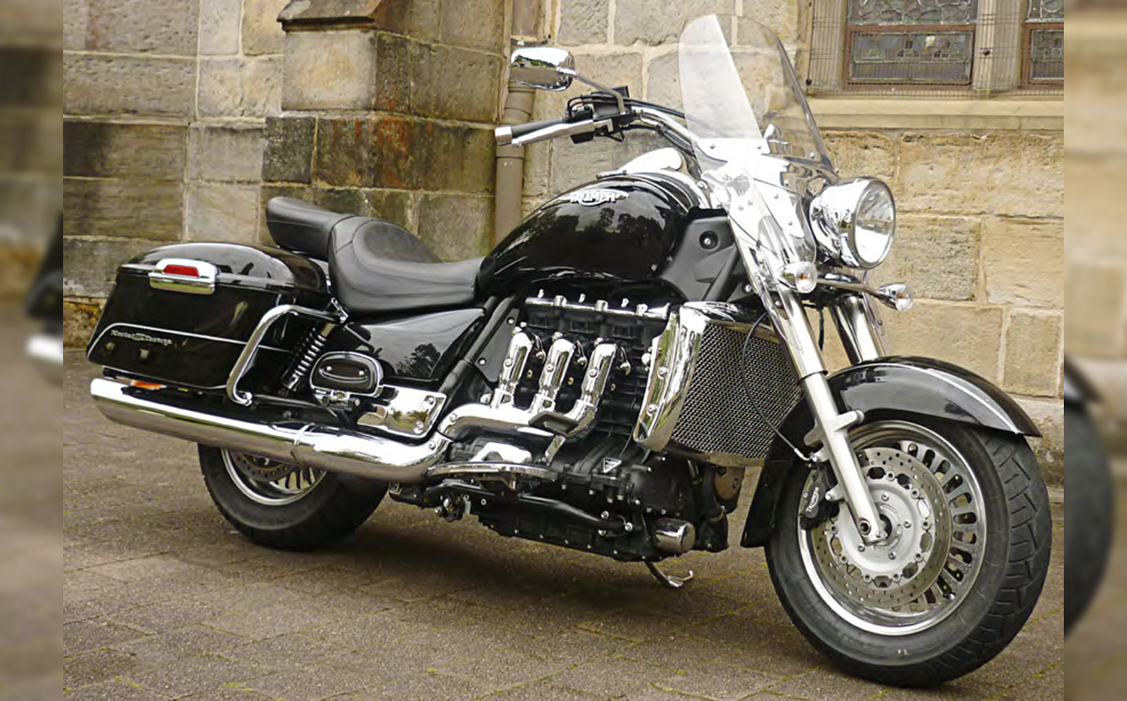 QUIKSPIN: Triumph 111 Touring ABS - It&rsquo;s A Rocket Man