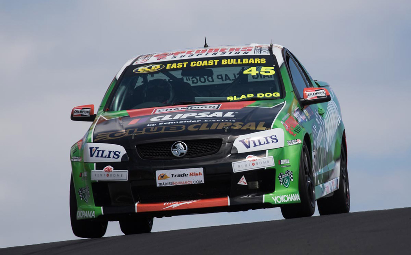 Dontas Hunting for Gold Coast V8 Utes Redemption