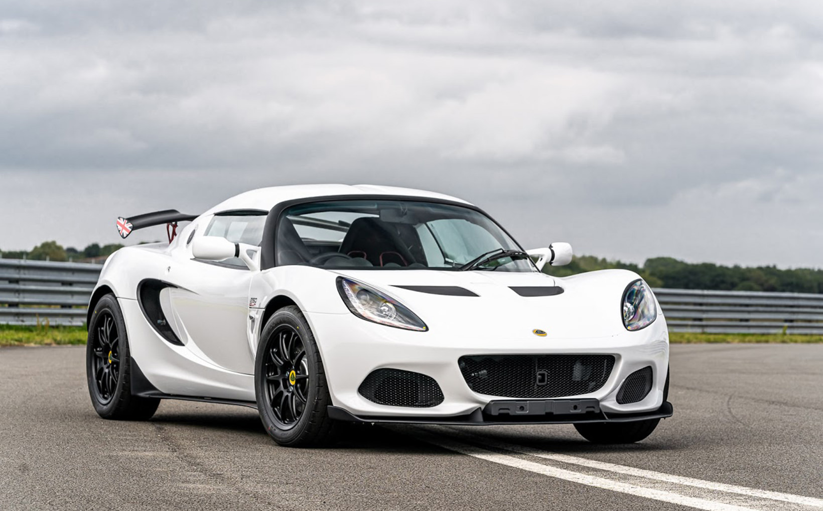 Lotus and Alpine team up to co-develop a new electric sportscar