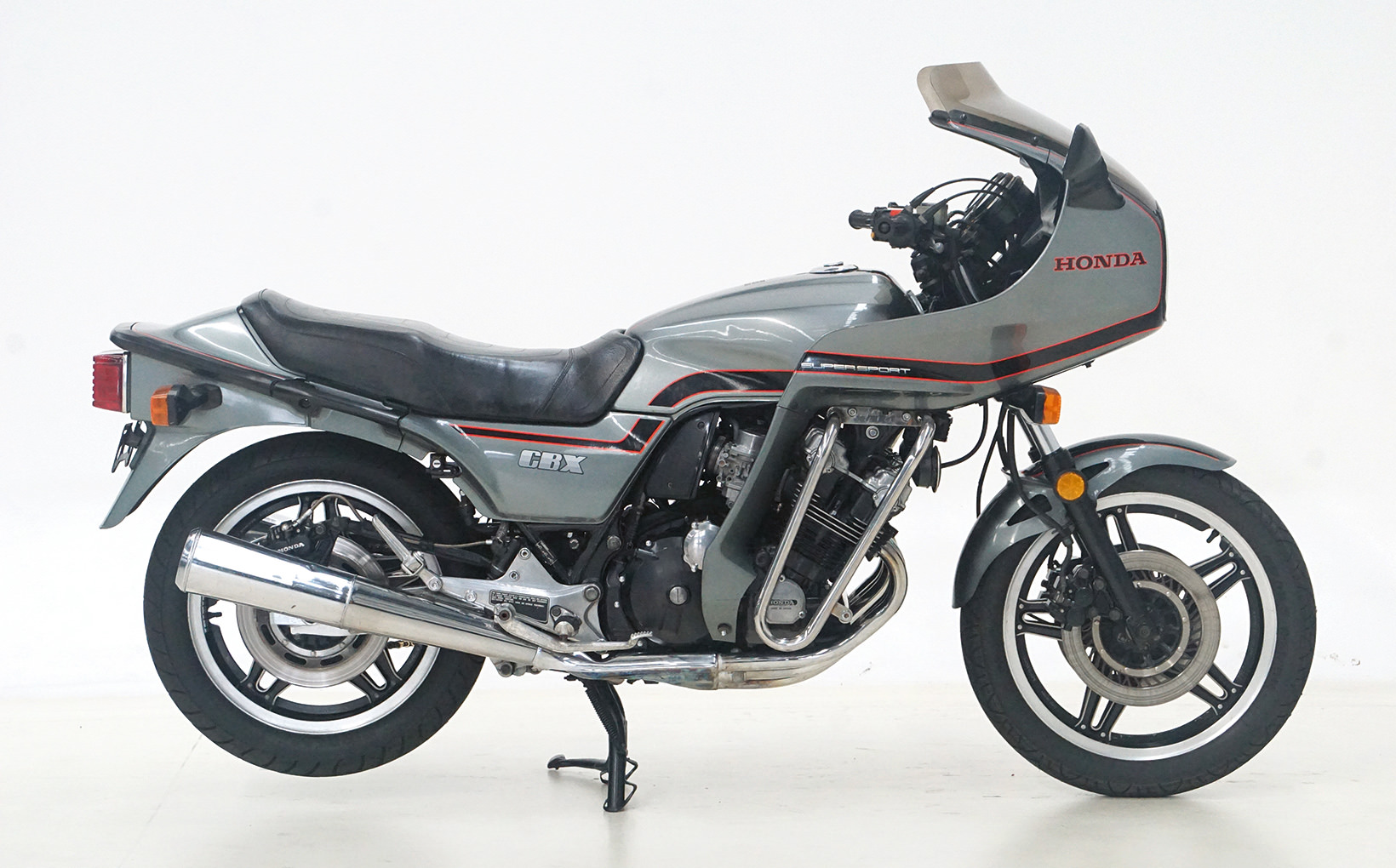 Fabulous motorcycles attract early bidders in Shannons Timed Online Autumn Auction 
