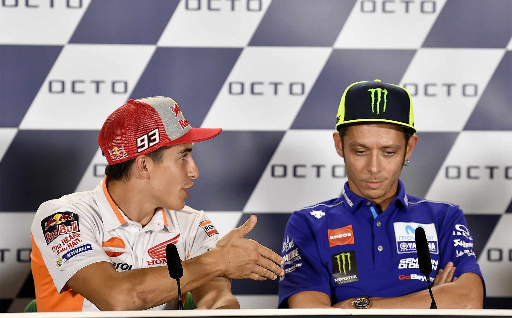 San Marino GP & The moment when Rossi refuses to shake Marquez&rsquo;s hand