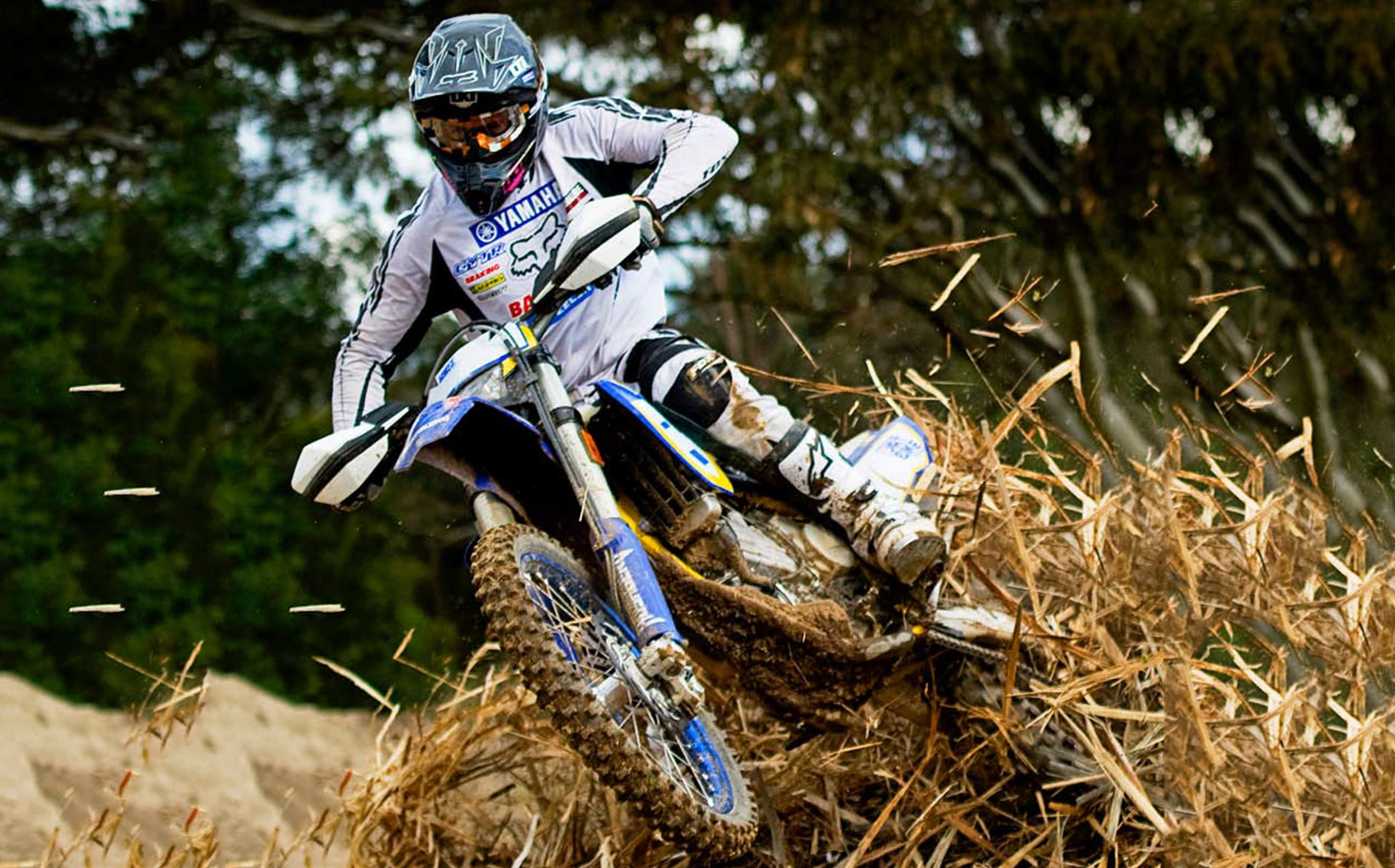 QUIKSPIN: Husaberg FE570 - Point and Shoot