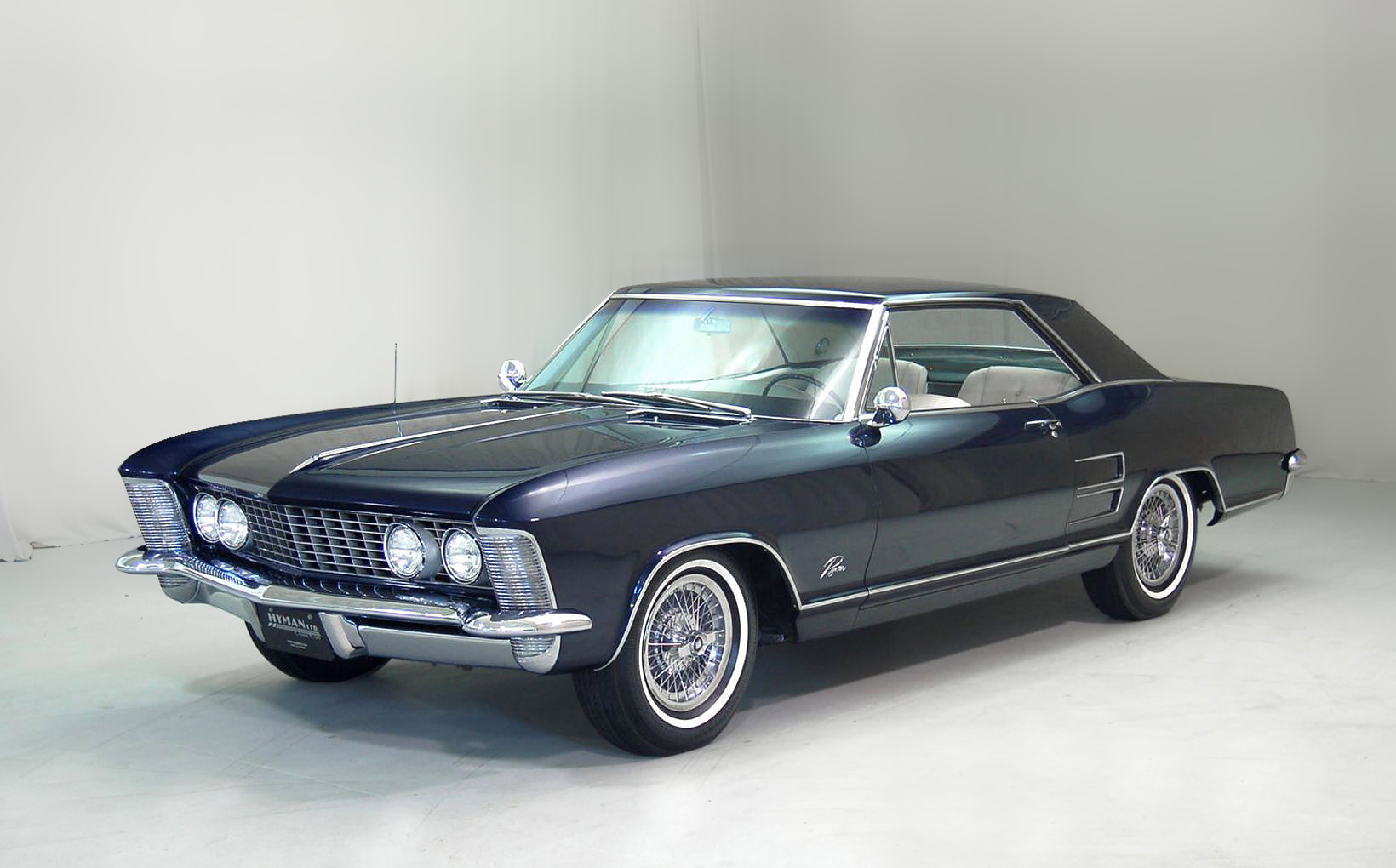 Buick Riviera: The grand American coupe with European grace