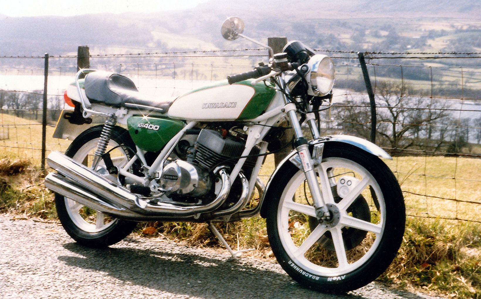 Kawasaki KH400: 400 Triple