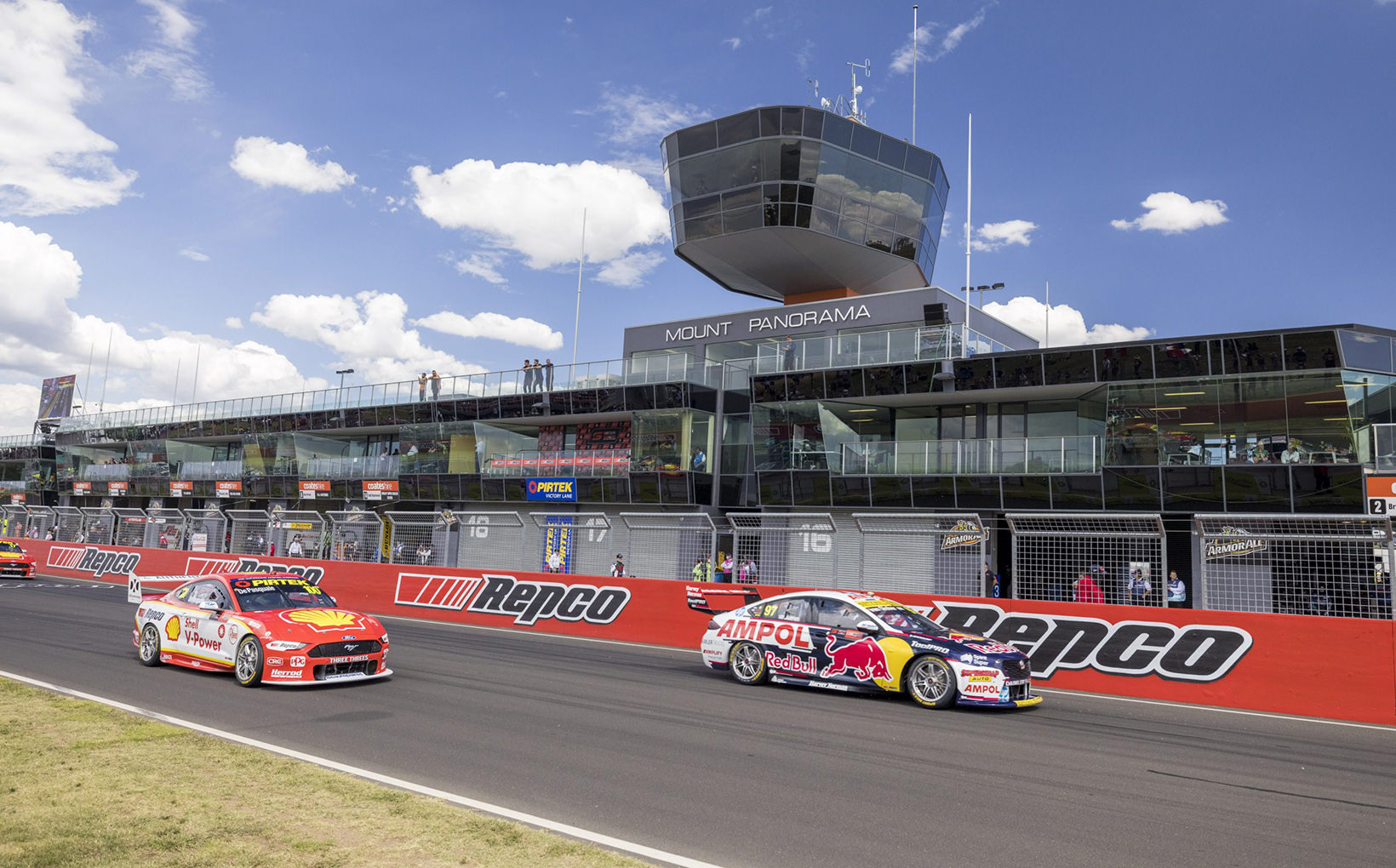 Action Packed End to Supercars Season