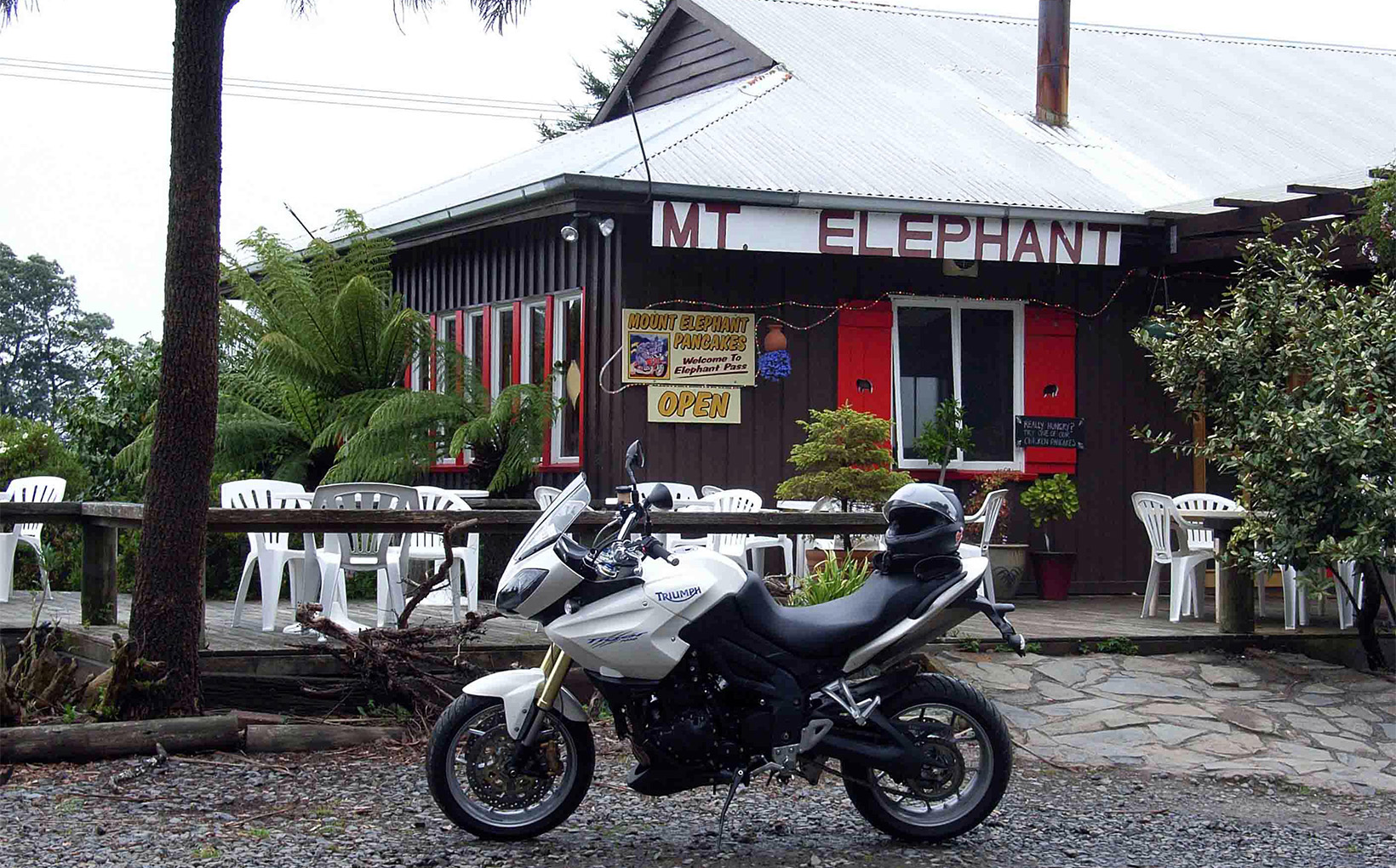 Tasmania: Elephant and St Marys Passes - Passing Delights