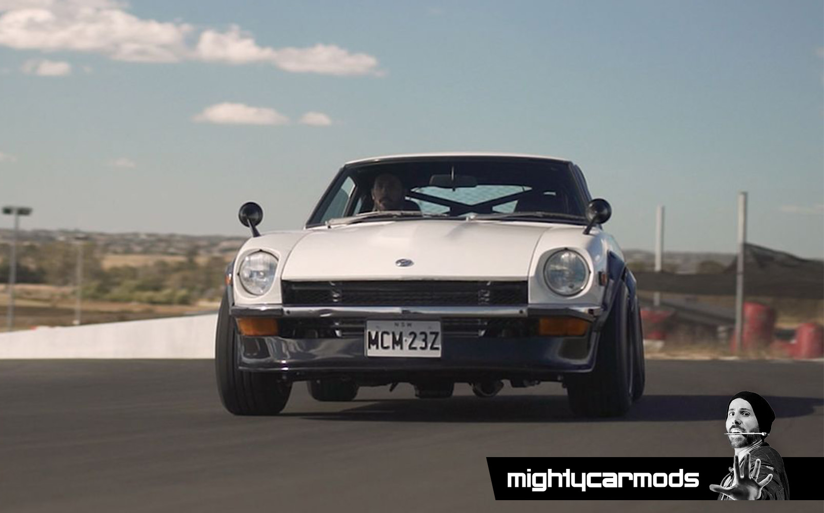 Date night with Moog&rsquo;s (Nissan) Fairlady 