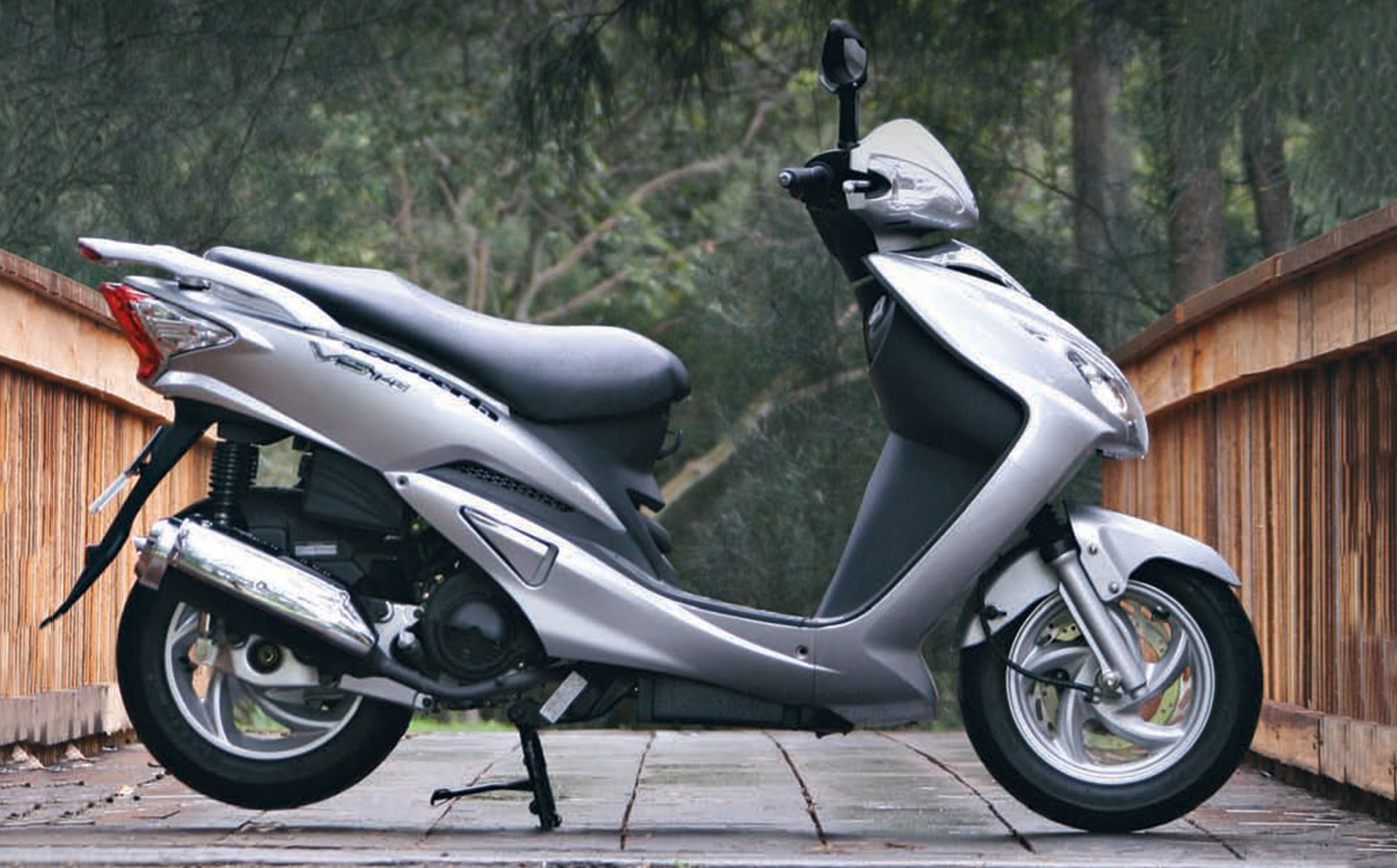 QUIKSPIN: Bolwell VS125 - Cut-Price Commuter