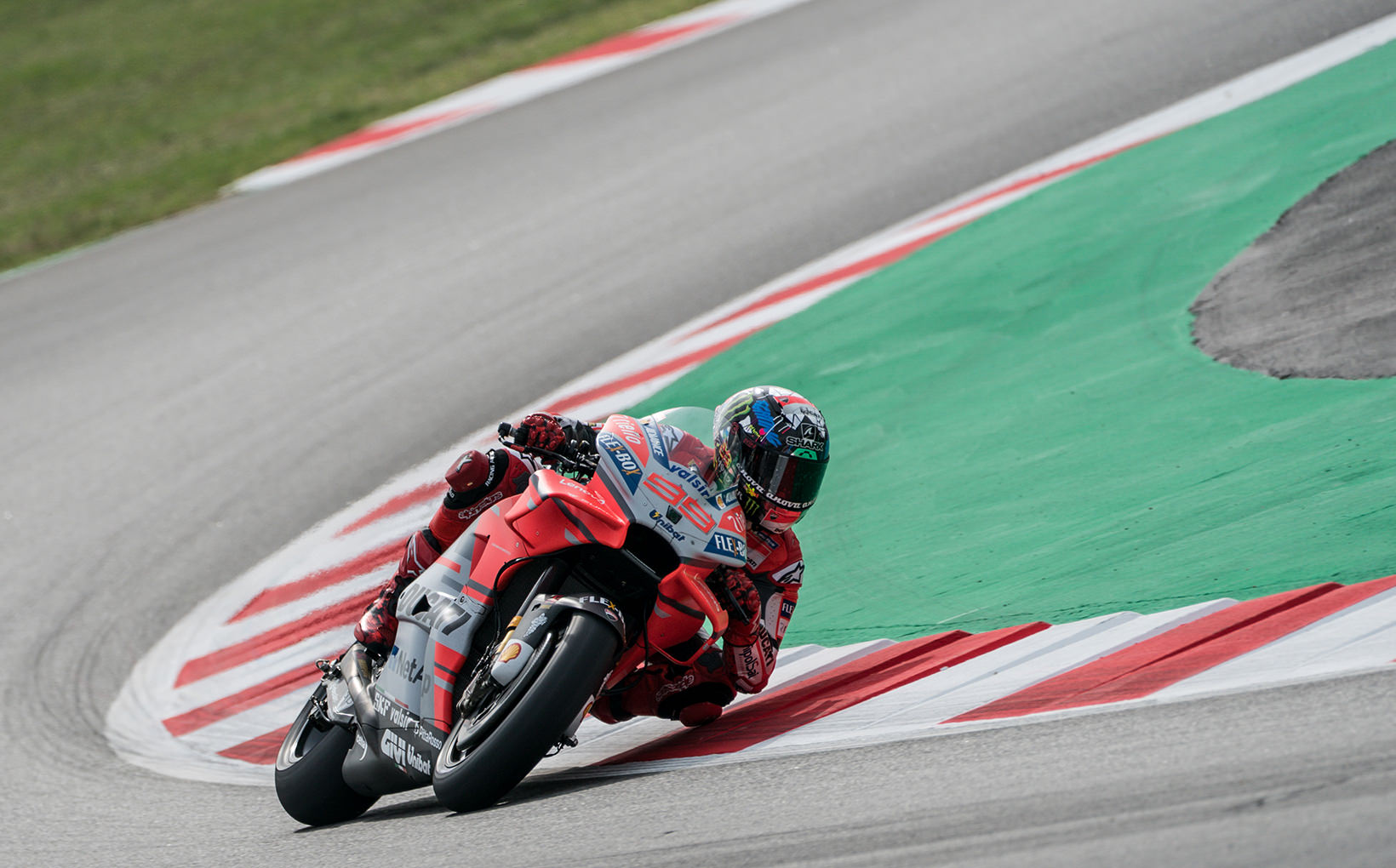 Jorge Lorenzo wins back to back Grand Prix events with Ducati!