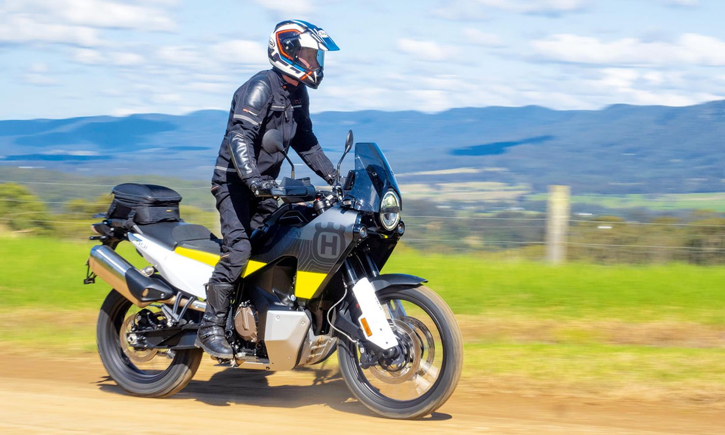 2022 Husqvarna Norden: Husky Traveller