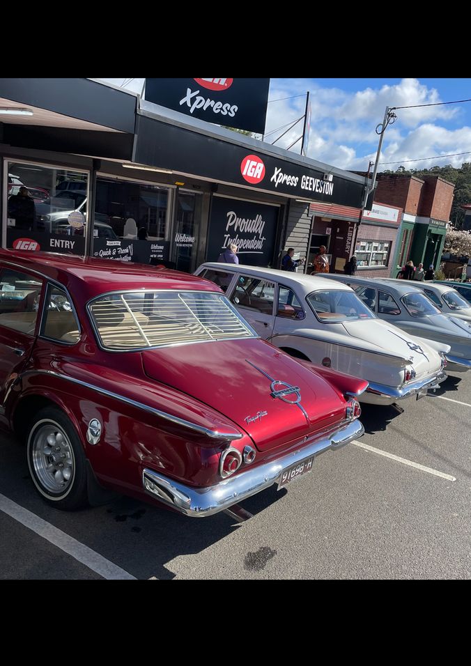 GEELONG MILL MARKETS & LUNCH