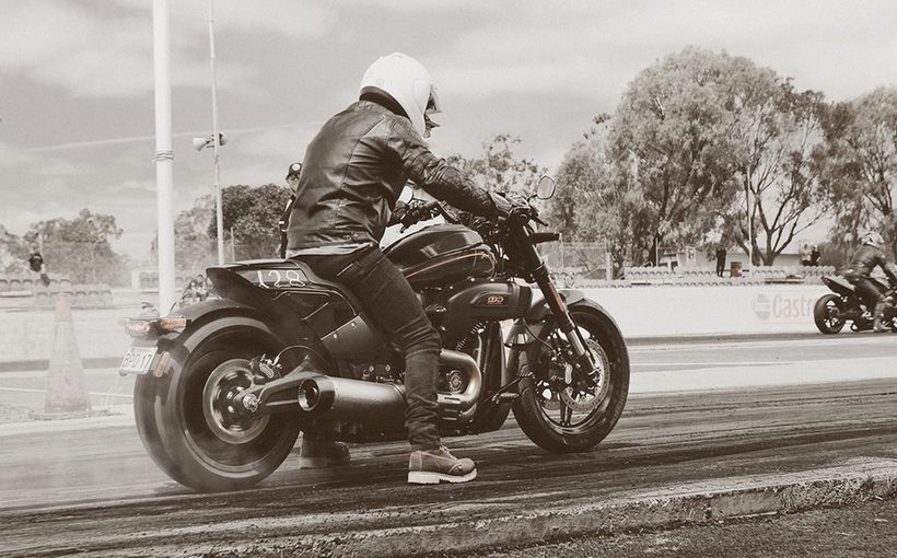Harley Davidson FXDR: ‘Strip Ease