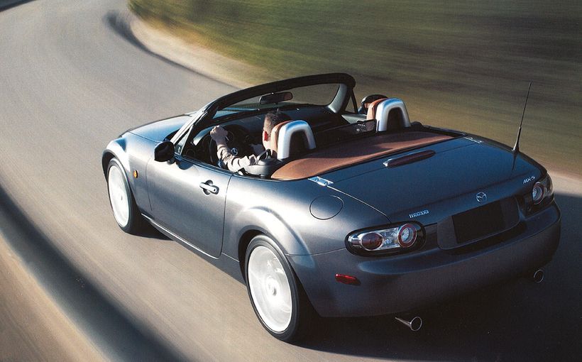 Mazda MX-5: Simple, lightweight, affordable... and dynamic